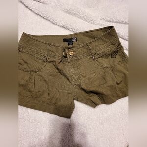 Fox racing shorts size 3 green